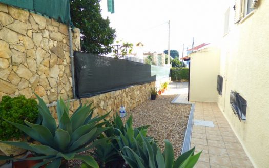 Moradia em zona de excelência, com piscina