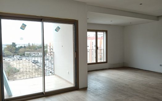 Dúplex com Garagem e Terraço – Novo – Montijo!